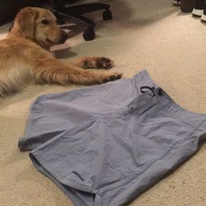 Patagonia Wavefarer scallop hem board swim shorts